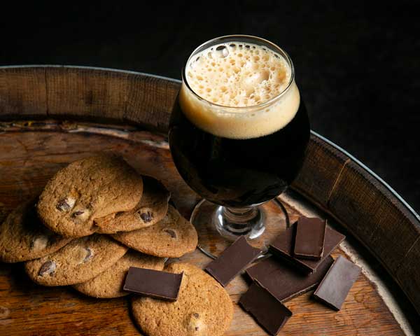 Stout beer with cookies and chocolate
