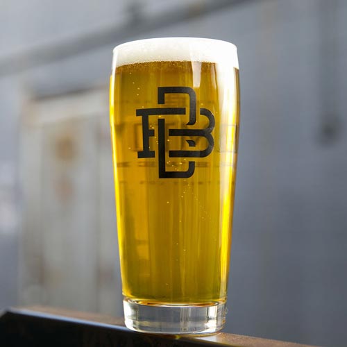 Photo of a lager style beer in a pint glass